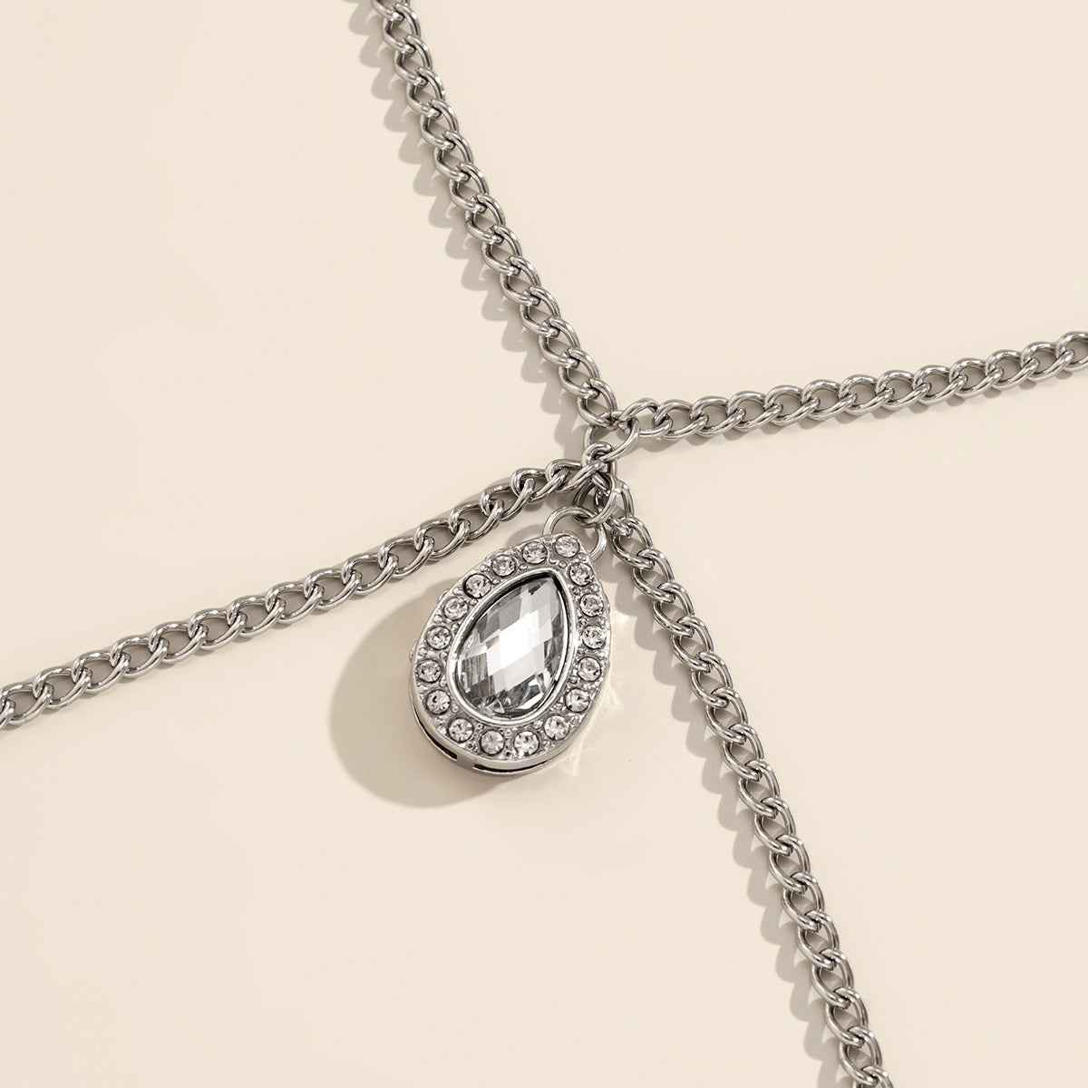 Personalisierte süße coole Kette Quaste Schulterhalskette Damen einfache Wassertropfen Diamant Metall Halskette Ornament 